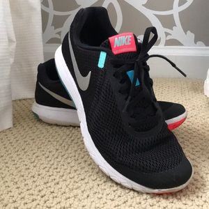 Nike Flex Experience RN 6 - Size 10